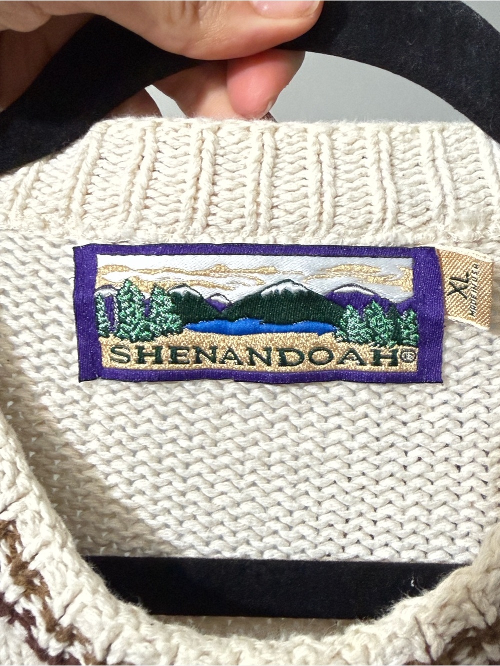 Men's Cream Crewneck Sweater with Duck Motif - Picture 3 of 3